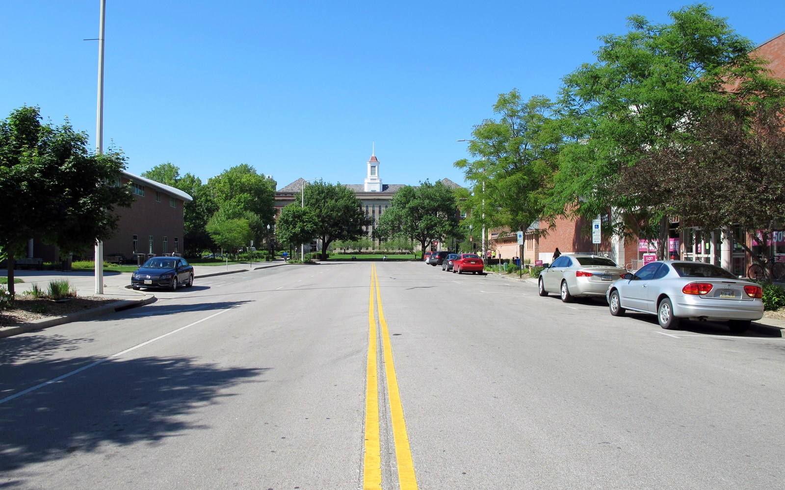 University of Nebraska-Lincoln Love Library, illustrating a June 2026 teen vaping study