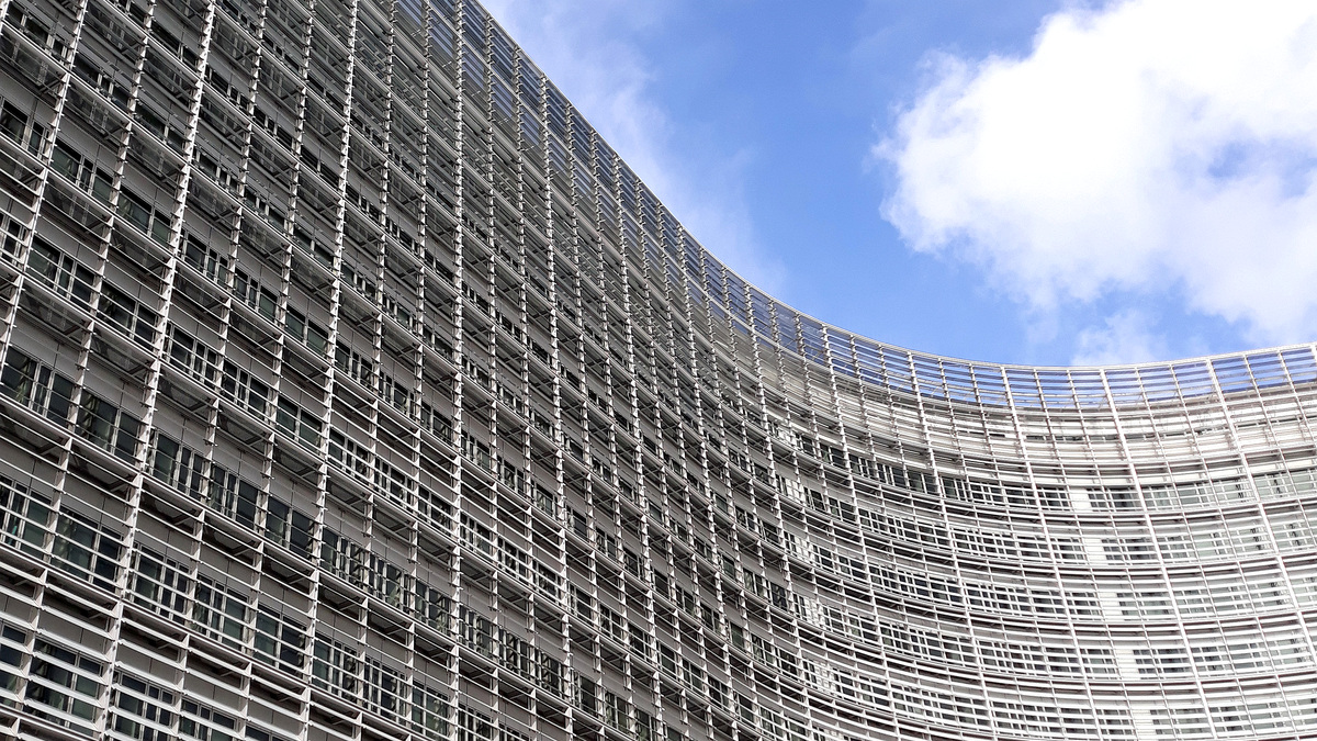 EU Article 20 Keeps Vape Product Design Close to Notification and Labeling