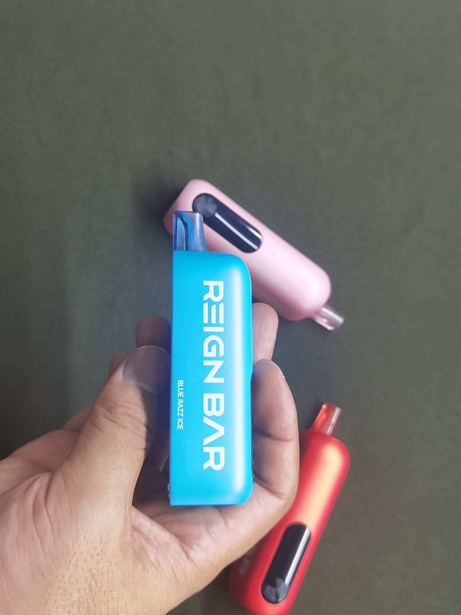 Hands-on photo of the Blue Razz Ice REIGN BAR Palette review sample